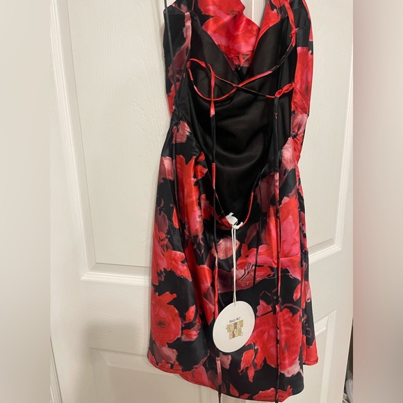 Princess Polly Celena Dress - Picture 3 of 4